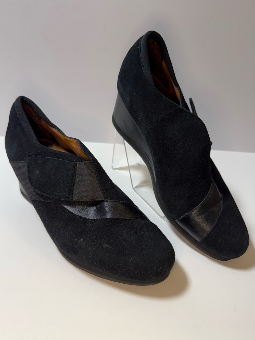Carthies Black Pumps – Women’s Size 7.5